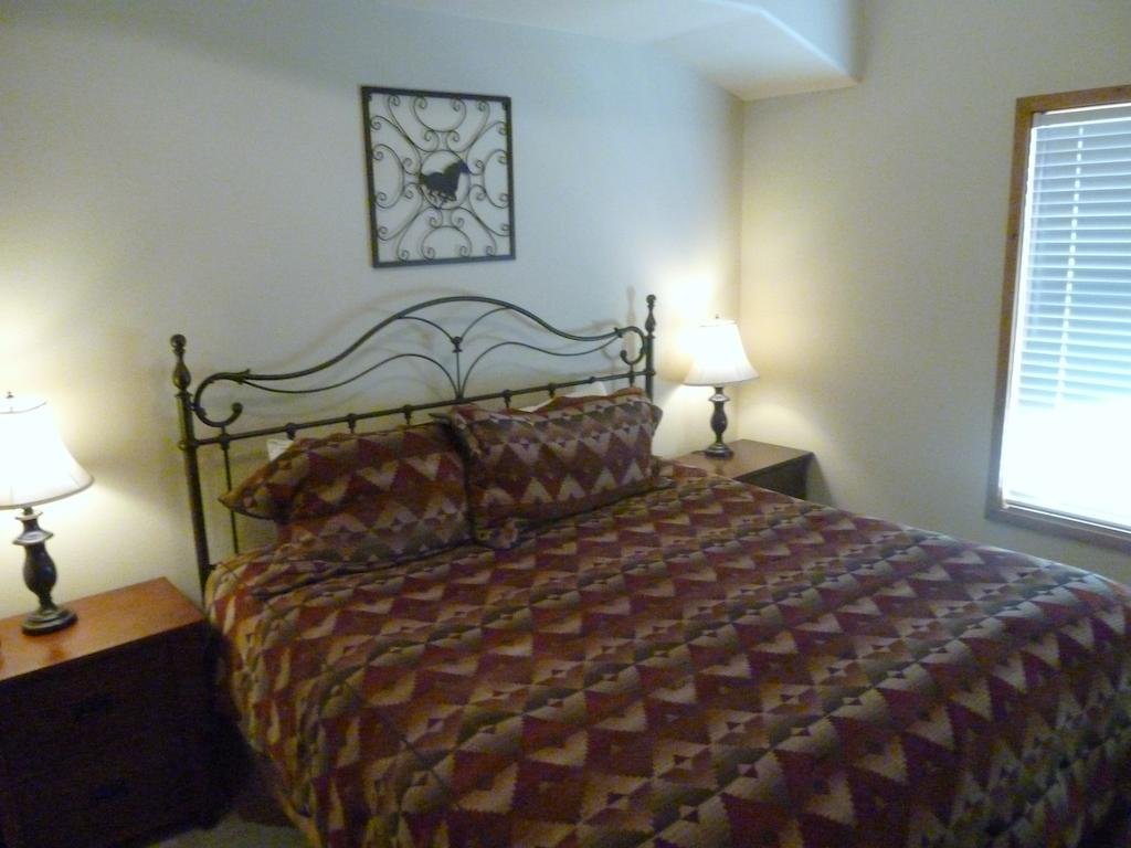 Ruidoso River Resort Condos Rom bilde